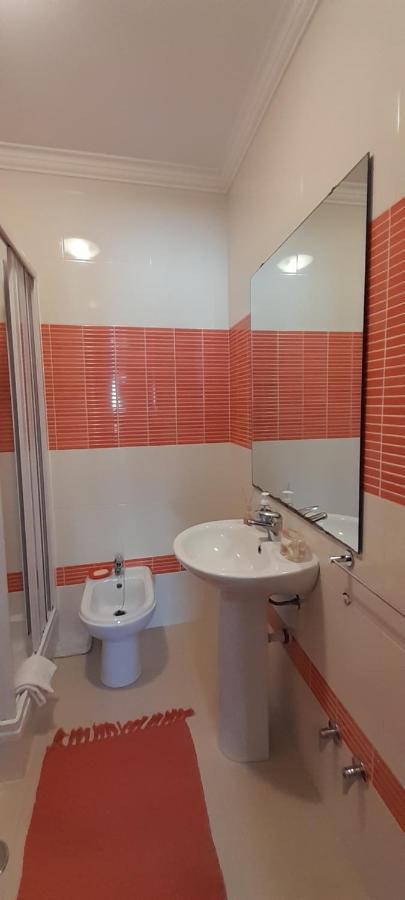 Guesthouse Verissimo Nazare Luaran gambar