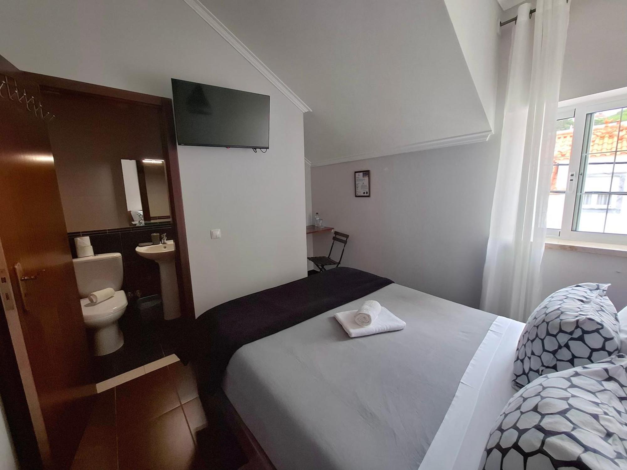 Guesthouse Verissimo Nazare Luaran gambar
