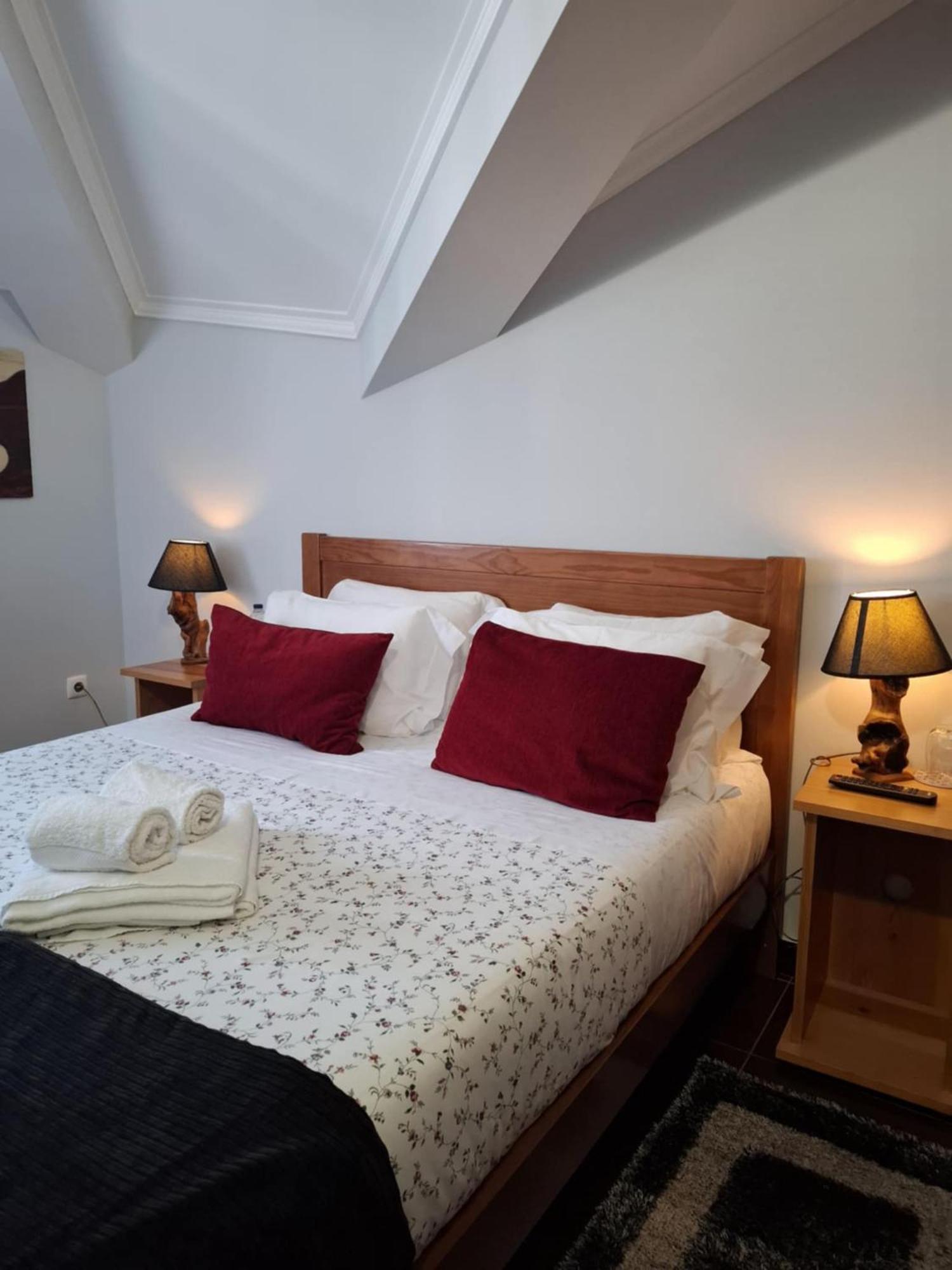 Guesthouse Verissimo Nazare Luaran gambar